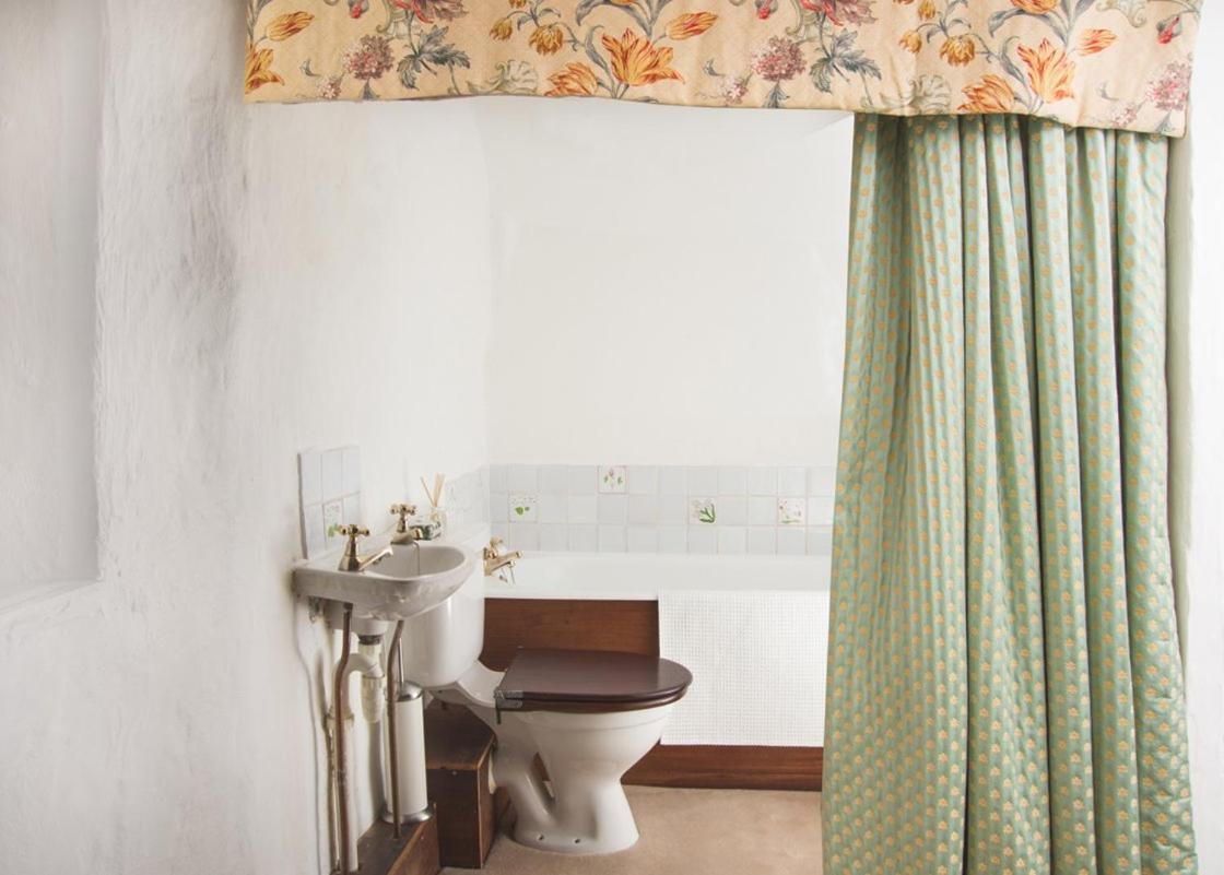 Bratton Mill Farmhouse Bratton Fleming Bagian luar foto